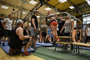 Kaiyun(中国)开云-陈艺文赛后谈跳水心态，陈艺文领奖